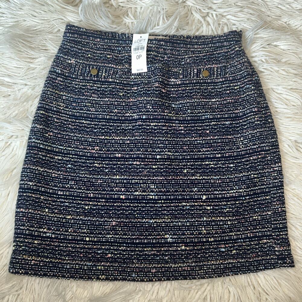 Size 0 Petite Loft By Ann Taylor Chanel Navy Tweed Skirt with Button Details
